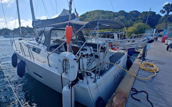 Dufour 430 - Yacht Charter Caribbean