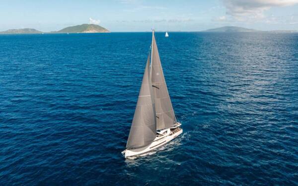 Jeanneau 55 - Yacht Charter Caribbean