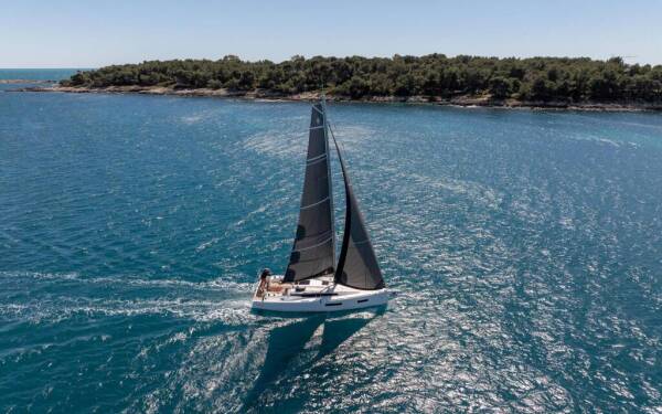 Sun Odyssey 350 - Yacht Charter Caribbean